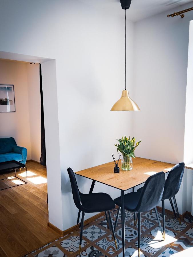 Nalu Black&White Apartment No 8 Катовице Екстериор снимка