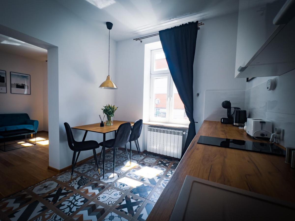 Nalu Black&White Apartment No 8 Катовице Екстериор снимка